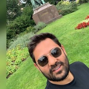 Meet your Posher, Aline